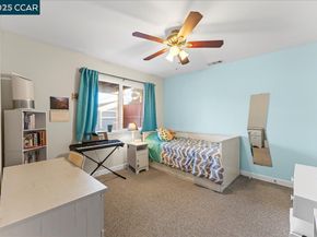 1236 Highland Blvd, Hayward CA 94542