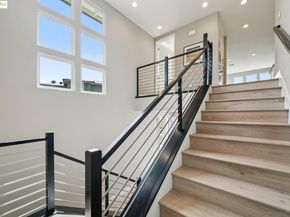 16 Sea Star Ct, Richmond CA 94801