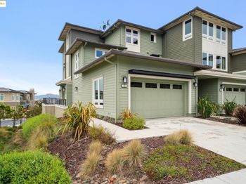 16 Sea Star Ct