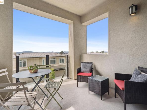 16 Sea Star Ct, Richmond CA 94801