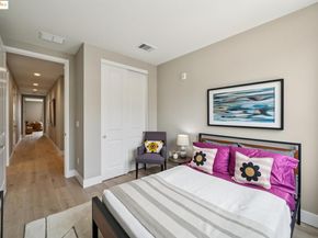16 Sea Star Ct, Richmond CA 94801