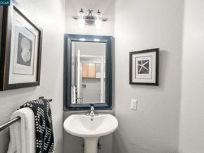 1221 Buckeye Ter, Clayton CA 94517