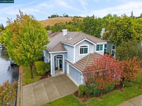1221 Buckeye Ter, Clayton CA 94517