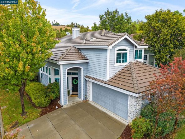 1221 Buckeye Ter, Clayton CA 94517