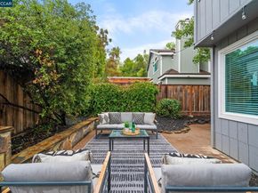1221 Buckeye Ter, Clayton CA 94517