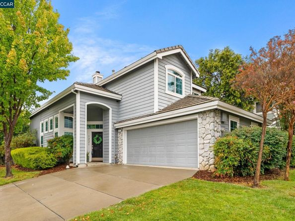 1221 Buckeye Ter, Clayton CA 94517
