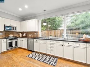 1221 Buckeye Ter, Clayton CA 94517