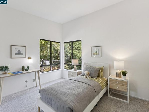 39 Saint Stephens Dr, Orinda CA 94563