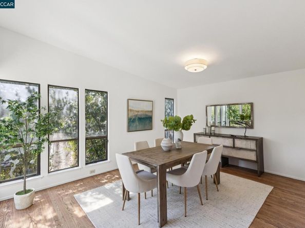 39 Saint Stephens Dr, Orinda CA 94563