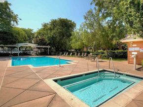 4683 Mangrove Dr, Dublin CA 94568