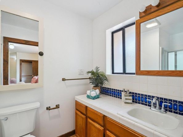 23762 Hutchinson Rd, Los Gatos CA 95033