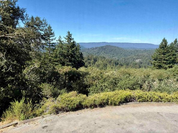 23762 Hutchinson Rd, Los Gatos CA 95033