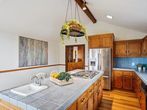 23762 Hutchinson Rd, Los Gatos CA 95033