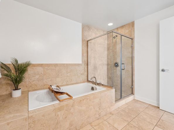 222 Broadway 1209, Oakland CA 94607