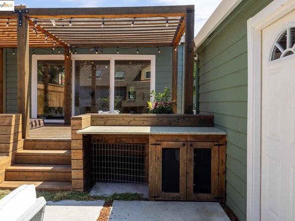 565 Diehl Ave, San Leandro CA 94577