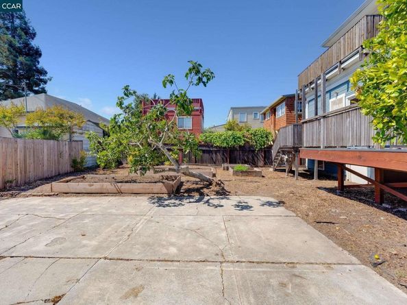 1916 Woolsey Street, Berkeley CA 94703