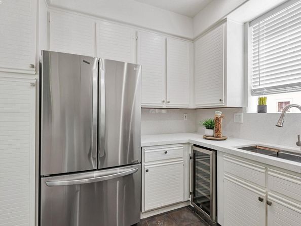 455 Navaro Way 201, San Jose CA 95134