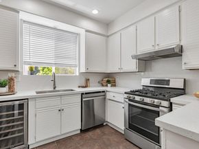 455 Navaro Way 201, San Jose CA 95134