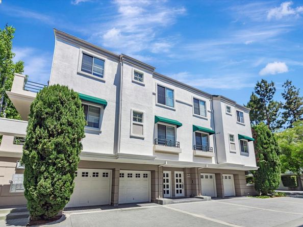 455 Navaro Way 201, San Jose CA 95134
