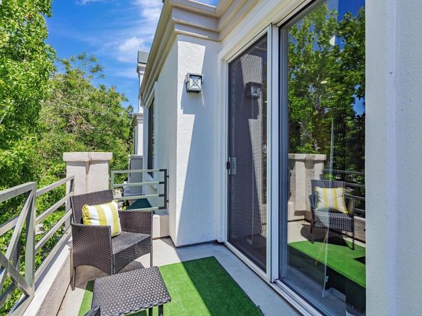 455 Navaro Way 201, San Jose CA 95134