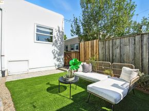 2104 Spaulding Avenue, Berkeley CA 94703