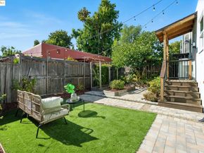 2104 Spaulding Avenue, Berkeley CA 94703