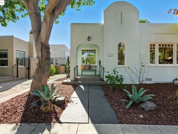 2104 Spaulding Avenue, Berkeley CA 94703