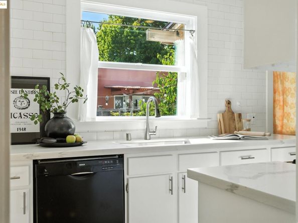 2104 Spaulding Avenue, Berkeley CA 94703