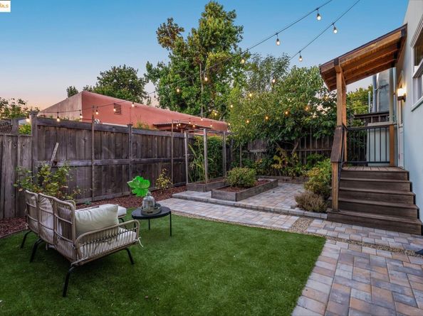 2104 Spaulding Avenue, Berkeley CA 94703