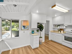 46 Parklane Dr, Orinda CA 94563