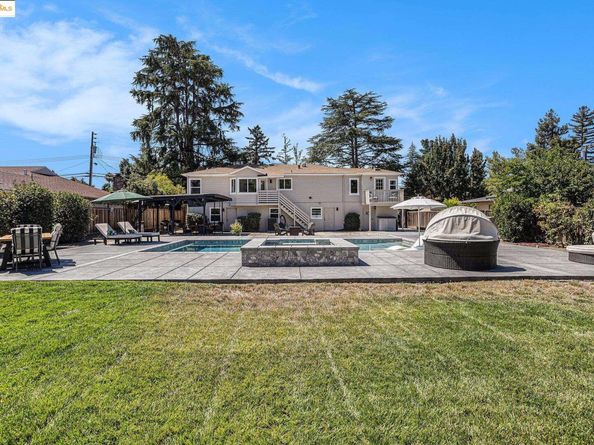 1828 Clayton Way, Concord CA 94519
