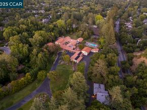 940 Reliez Station Ln, Lafayette CA 94549