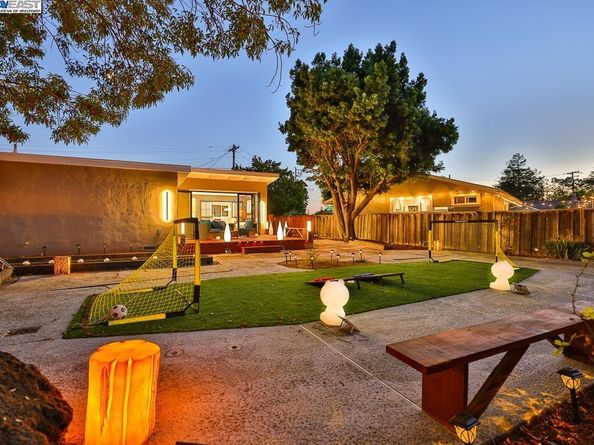 30456 Hoylake St, Hayward CA 94544