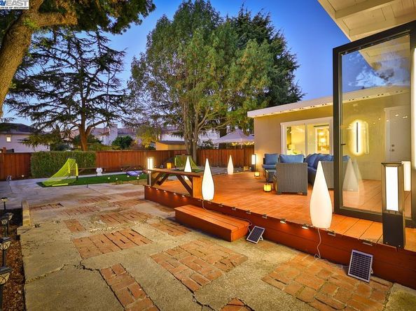 30456 Hoylake St, Hayward CA 94544