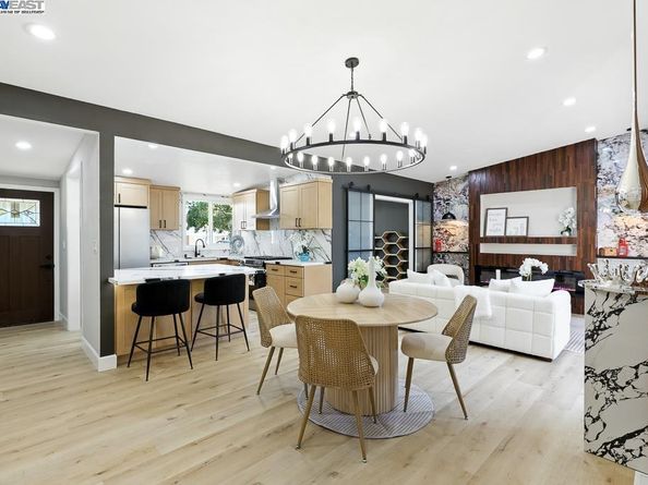 30456 Hoylake St, Hayward CA 94544