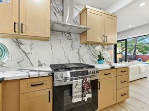 30456 Hoylake St, Hayward CA 94544
