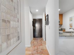 288 Whitmore St 217, Oakland CA 94611