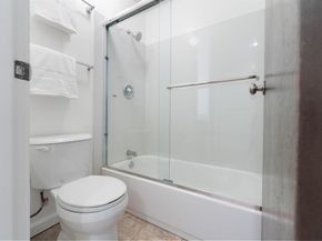 288 Whitmore St 217, Oakland CA 94611