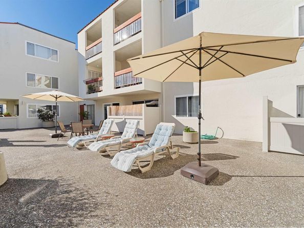 288 Whitmore St 217, Oakland CA 94611