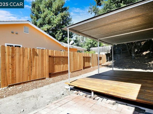 2317 Wright Ave, Pinole CA 94564