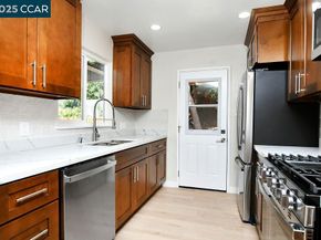 2317 Wright Ave, Pinole CA 94564