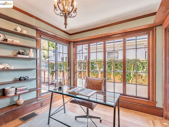 2905 Piedmont Ave, Berkeley CA 94705