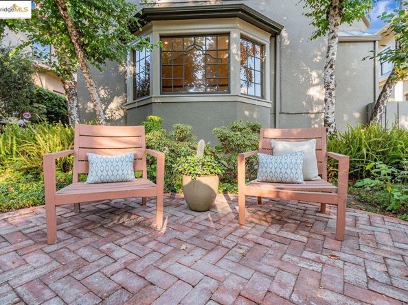 2905 Piedmont Ave, Berkeley CA 94705