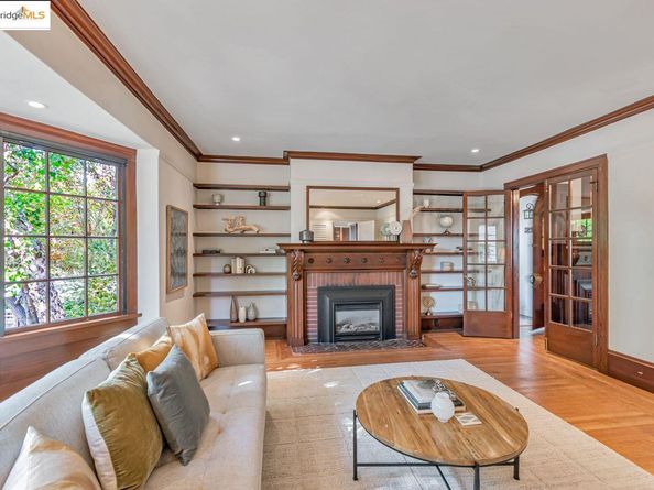 2905 Piedmont Ave, Berkeley CA 94705