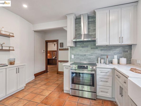2905 Piedmont Ave, Berkeley CA 94705