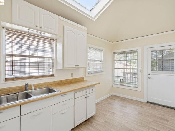 738 E 19Th St, Oakland CA 94606