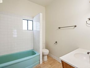 738 E 19Th St, Oakland CA 94606