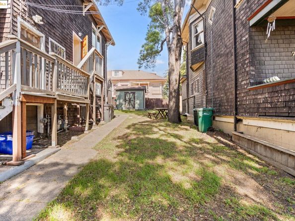 738 E 19Th St, Oakland CA 94606