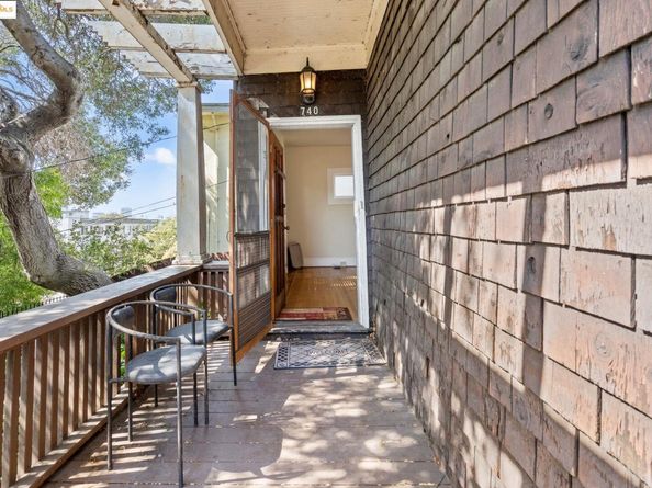 738 E 19Th St, Oakland CA 94606