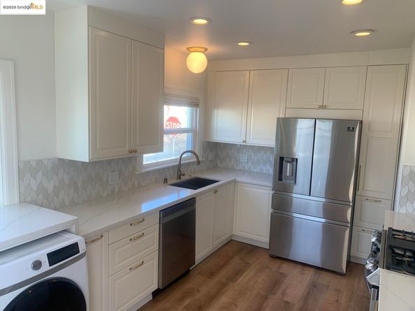 3531 Laurel AVE, Oakland CA 94602